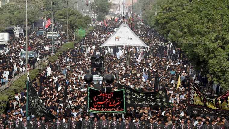 ملک بھر میں چہلم امام حسینؓ و شہداء کربلا عقیدت و احترام سے منایا جا رہا ہے