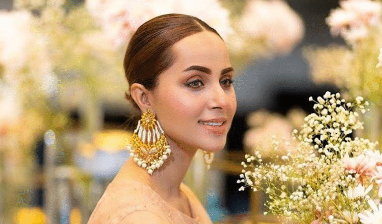 شادی کی تصاویر کیوں چھپائیں؟ نمرہ خان نے مداحوں کو جواب دے دیا