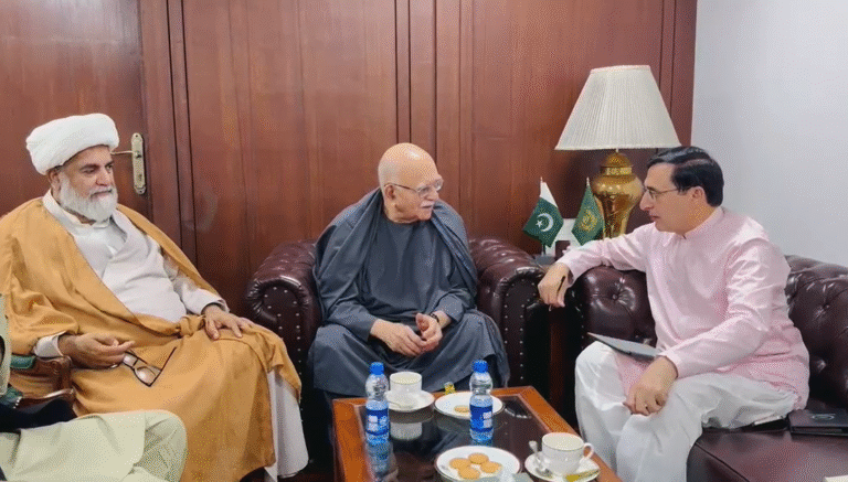 اپوزیشن کا اہم اجلاس: 27 ستمبر احتجاج کی تیاریوں کی ہدایت، ملک گیر آل پارٹیز کانفرنس بلانے کا فیصلہ