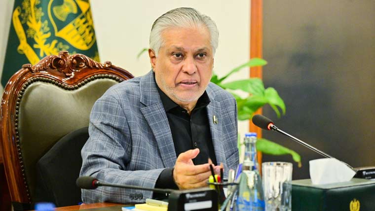 اسحاق ڈار کی تجارت، سرمایہ کاری بڑھانے کیلئے قابل عمل تجاویز تیار کرنے کی ہدایت